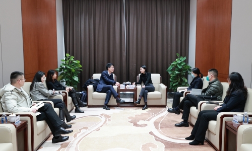 招商银行嘉兴分行行长楼俊强莅临爱游戏全站app官方网站调研