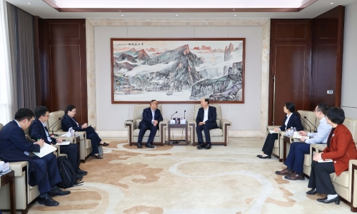 宁波银行总行副行长王勇杰莅临爱游戏全站app官方网站调研